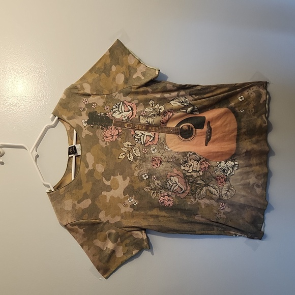 CMT & LOOT Women's plus T-shirt - Picture 1 of 8